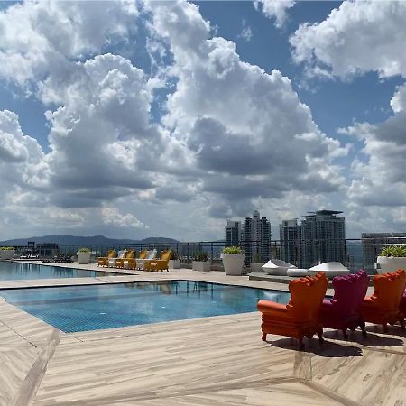 Dorsett Sri Hartamas Kl By Roam Hotell Kuala Lumpur Exteriör bild